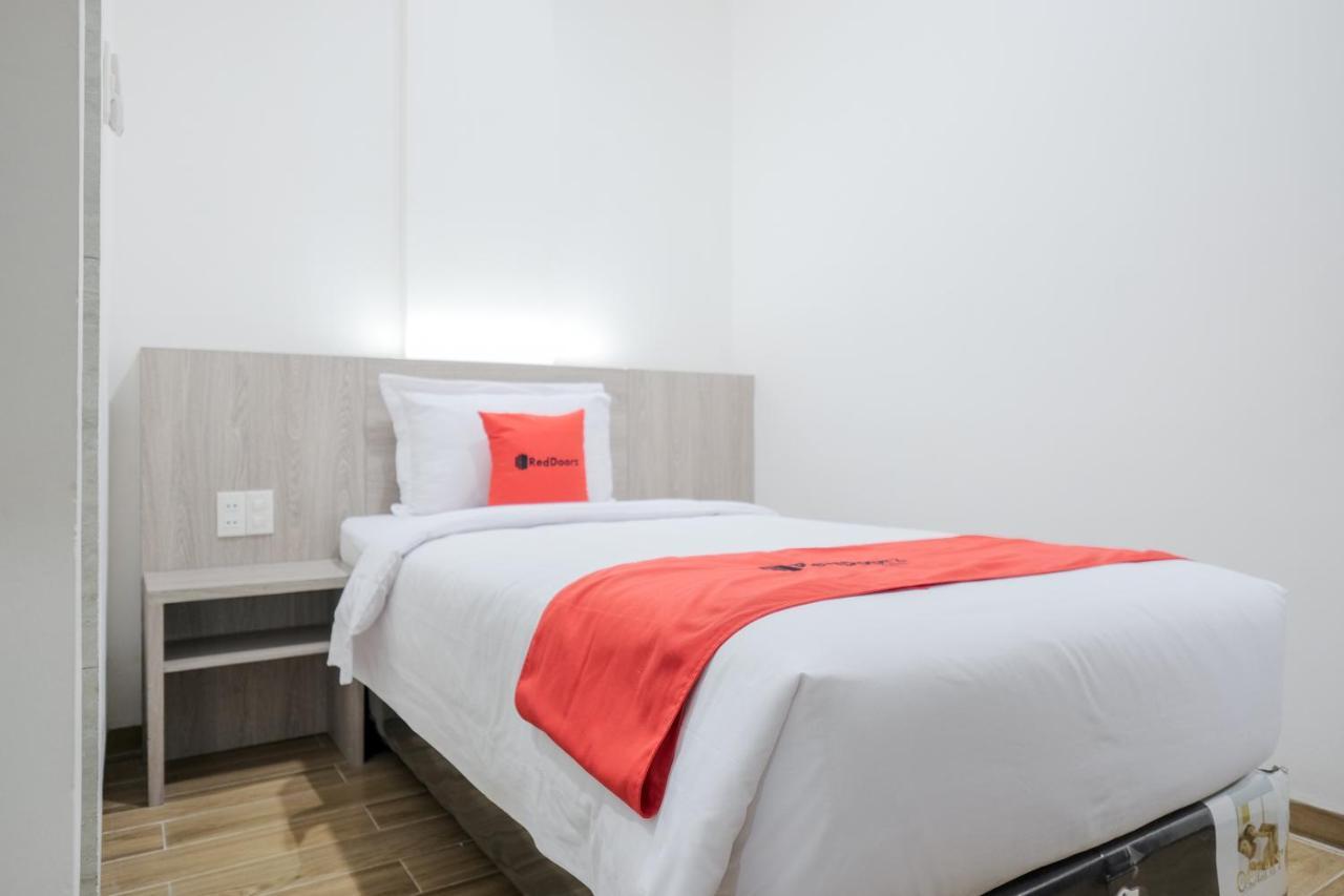 Reddoorz Plus @ Jalan Juanda Medan Exterior foto