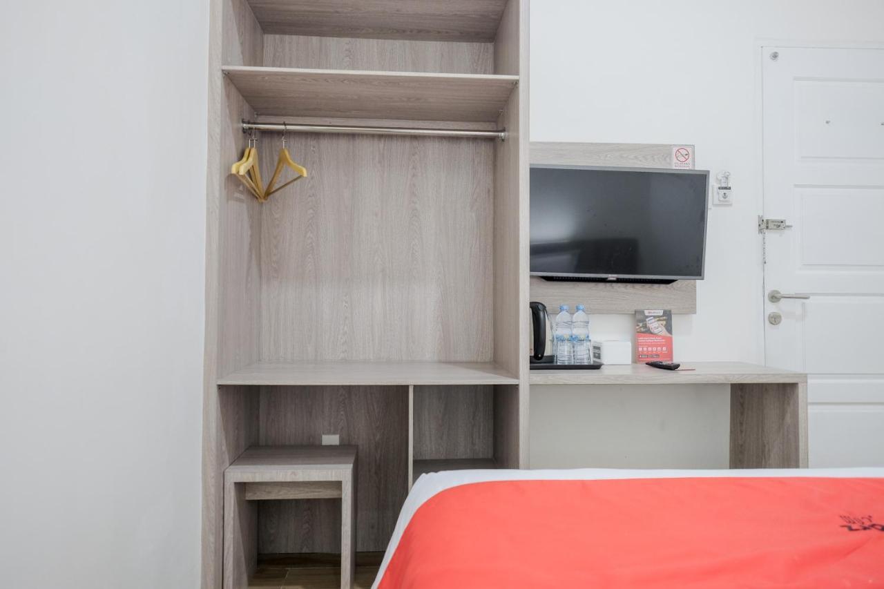 Reddoorz Plus @ Jalan Juanda Medan Exterior foto